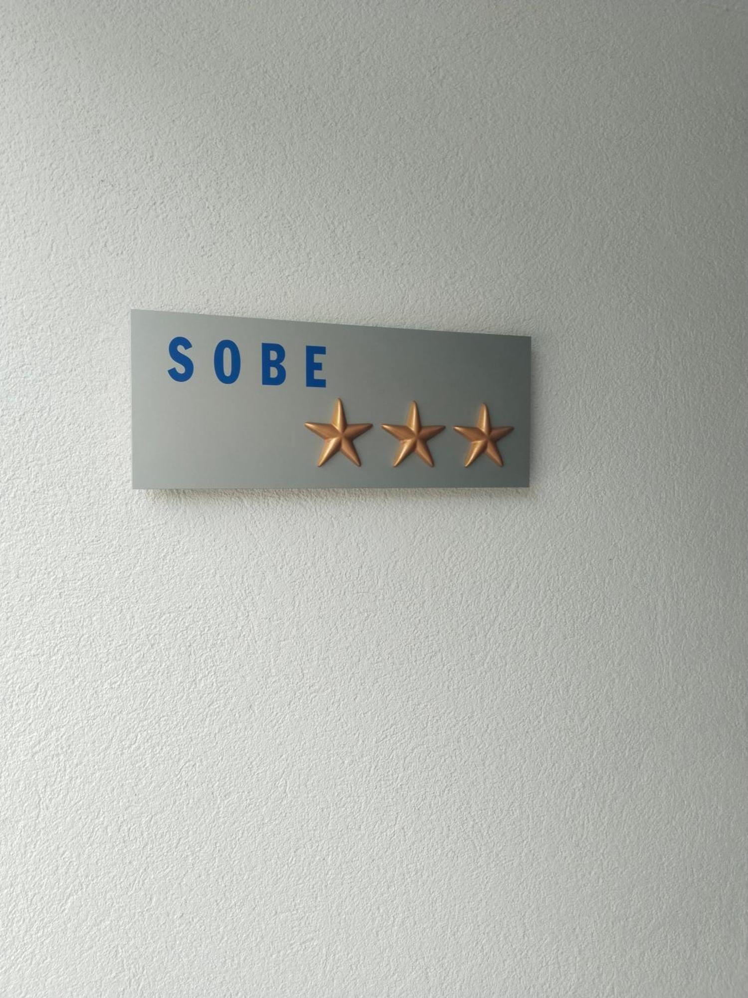 Apartma-Sobe Lejla Vipava Exterior photo
